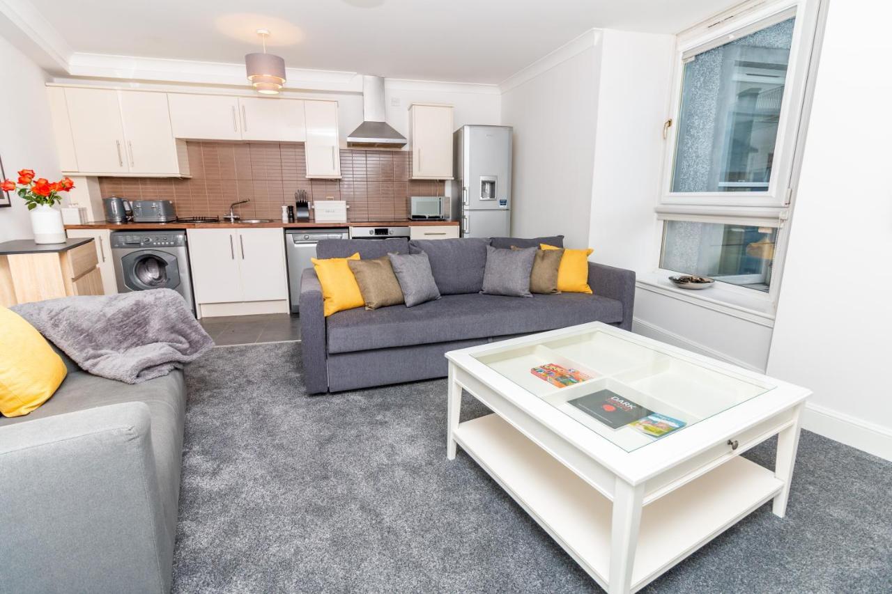 D'City Apartment, Up To 5 Guests Dundee Eksteriør bilde