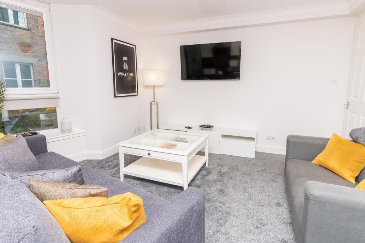 D'City Apartment, Up To 5 Guests Dundee Eksteriør bilde