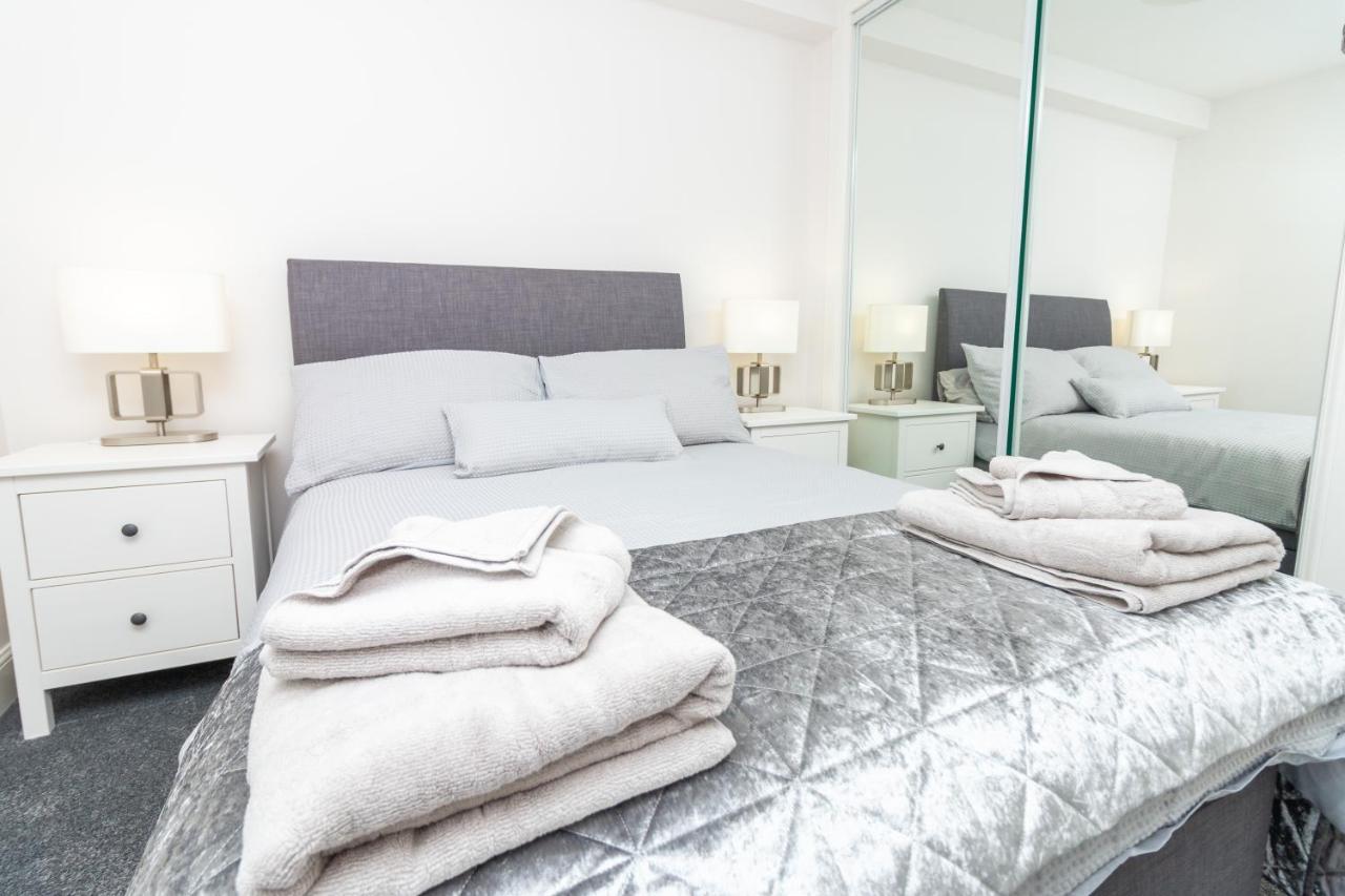 D'City Apartment, Up To 5 Guests Dundee Eksteriør bilde